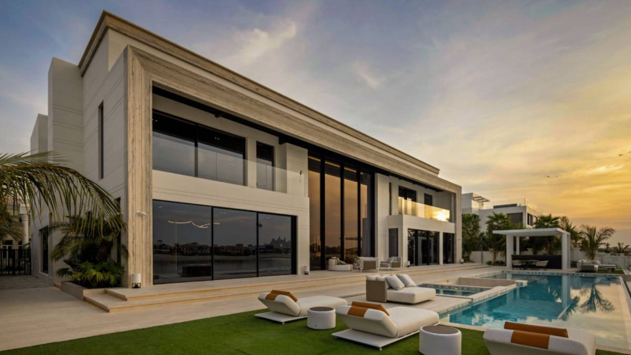 Luxury Villa at Palm Jumeirah Dubai