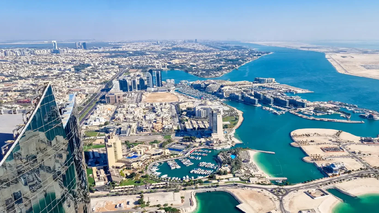 Al Mamoura Project between dubai and abu dhabi