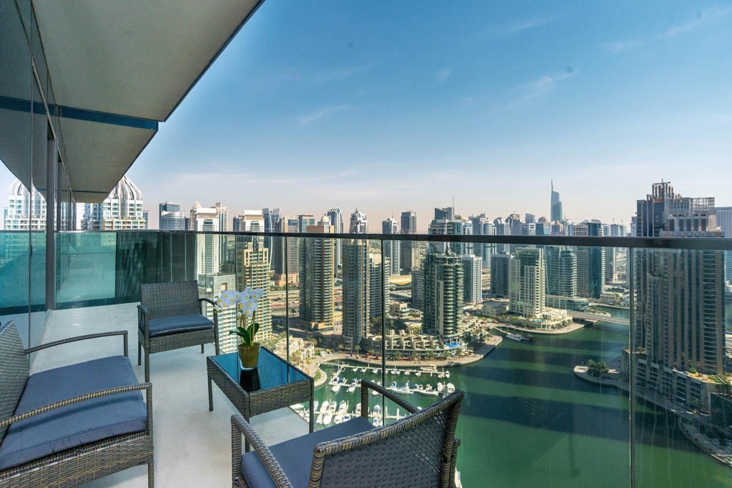 Dubai Marina Apartments for rent.